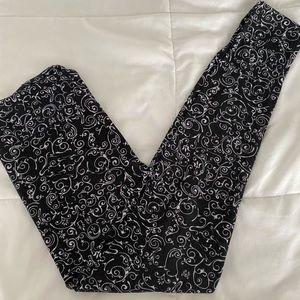 Black & White Lularoe Leggings OS Gently worn